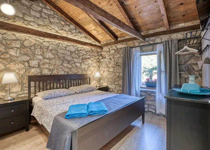 Sirotnjak 2 By Interhome *